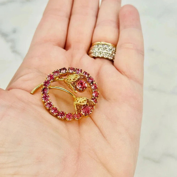 Vintage Pink Glass Brooch Pin Prong Set Rhinestones  Circle Flower Bud C… - Picture 6 of 9
